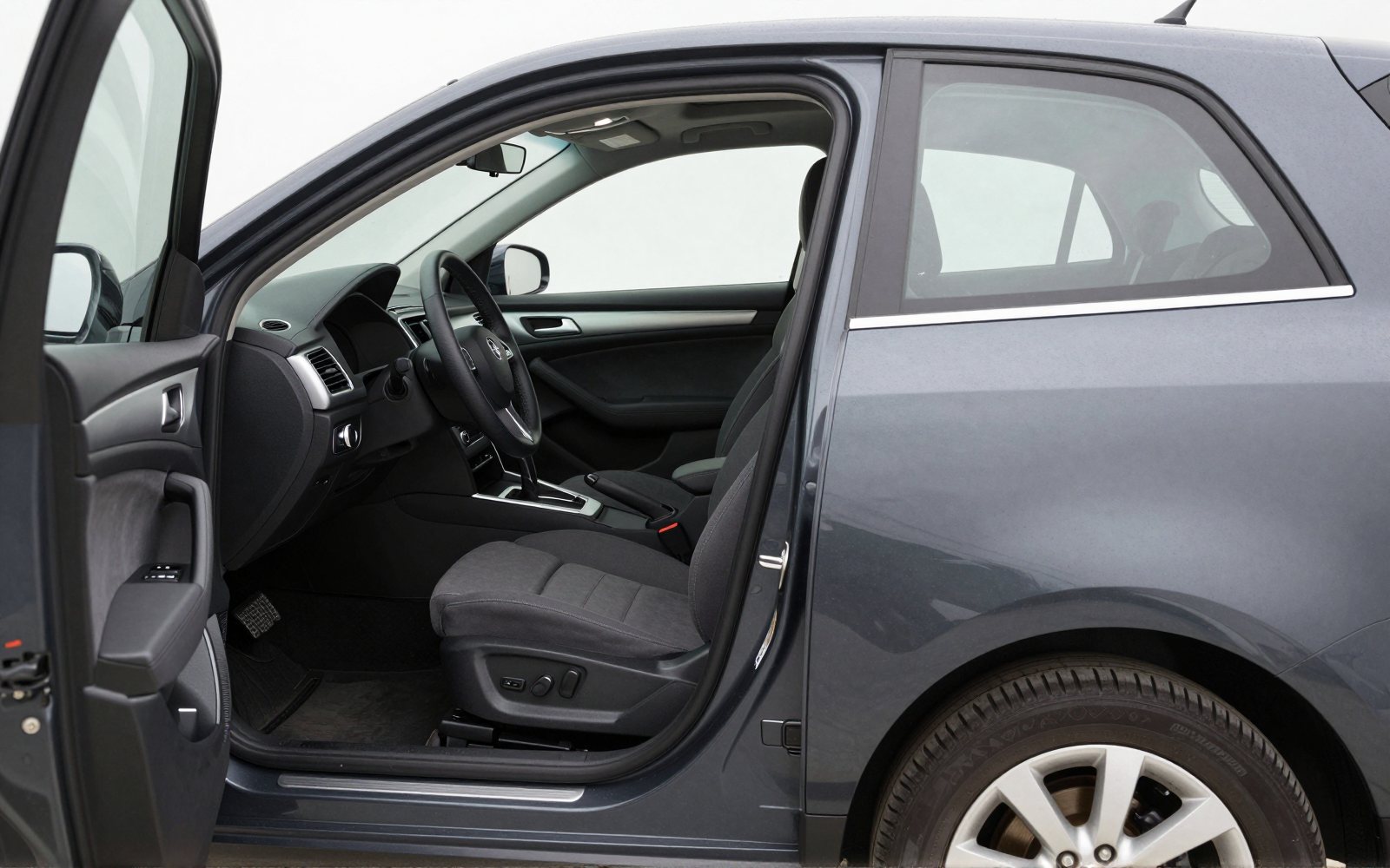 Skoda Octavia — Kombi rodzinne, serwisowane w ASO — zdjęcie 2